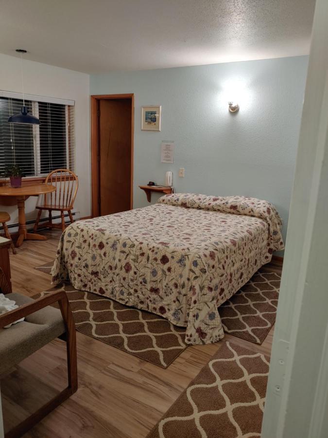The Dublin House Motel Yachats